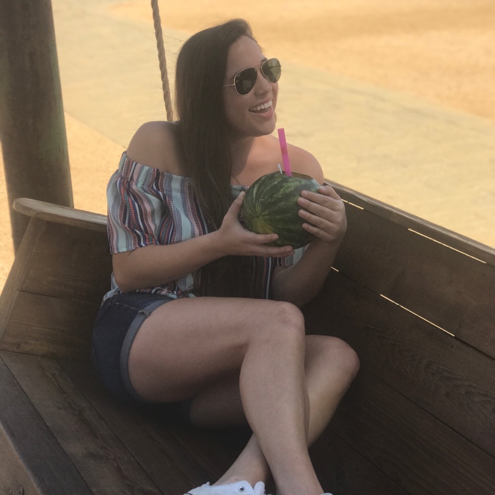 Meet your Posher, Kelsey